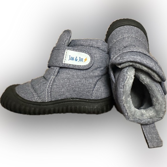JAN & JUL Toasty-Dry Water-Resistant Winter Boots for Toddlers, Size 6, Grey - Picture 3 of 10